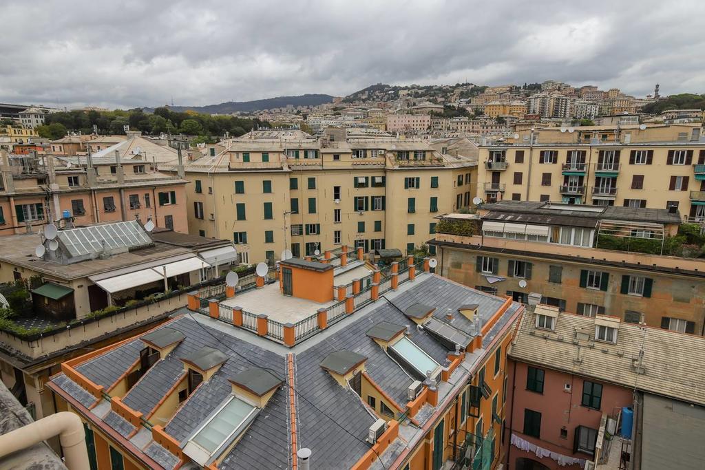 Altido Apt For 3 With Rooftop Balcony And Lovely Cityview Genova Exterior foto